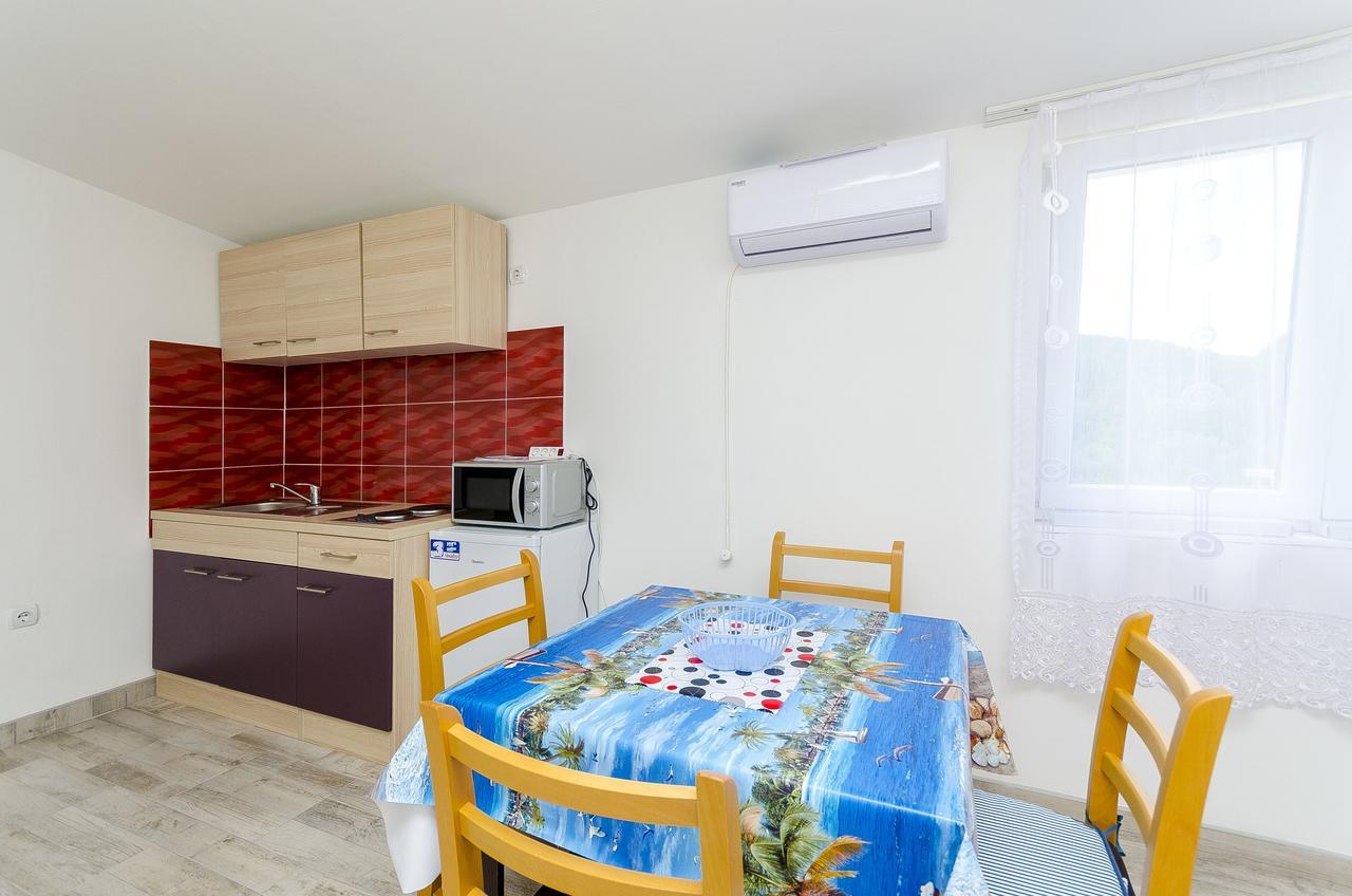 Apartments Mirko I Anda Donji Okrug  Ngoại thất bức ảnh