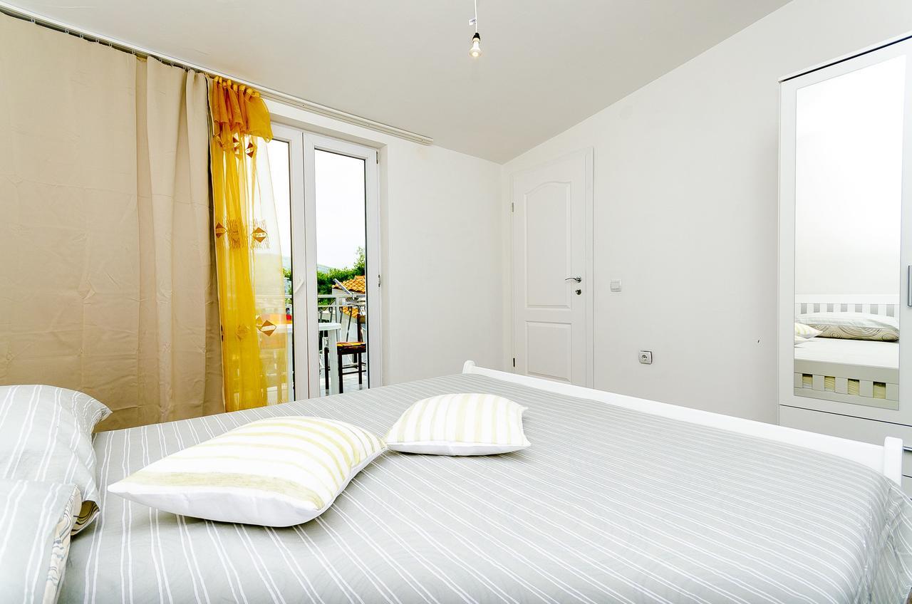 Apartments Mirko I Anda Donji Okrug  Ngoại thất bức ảnh