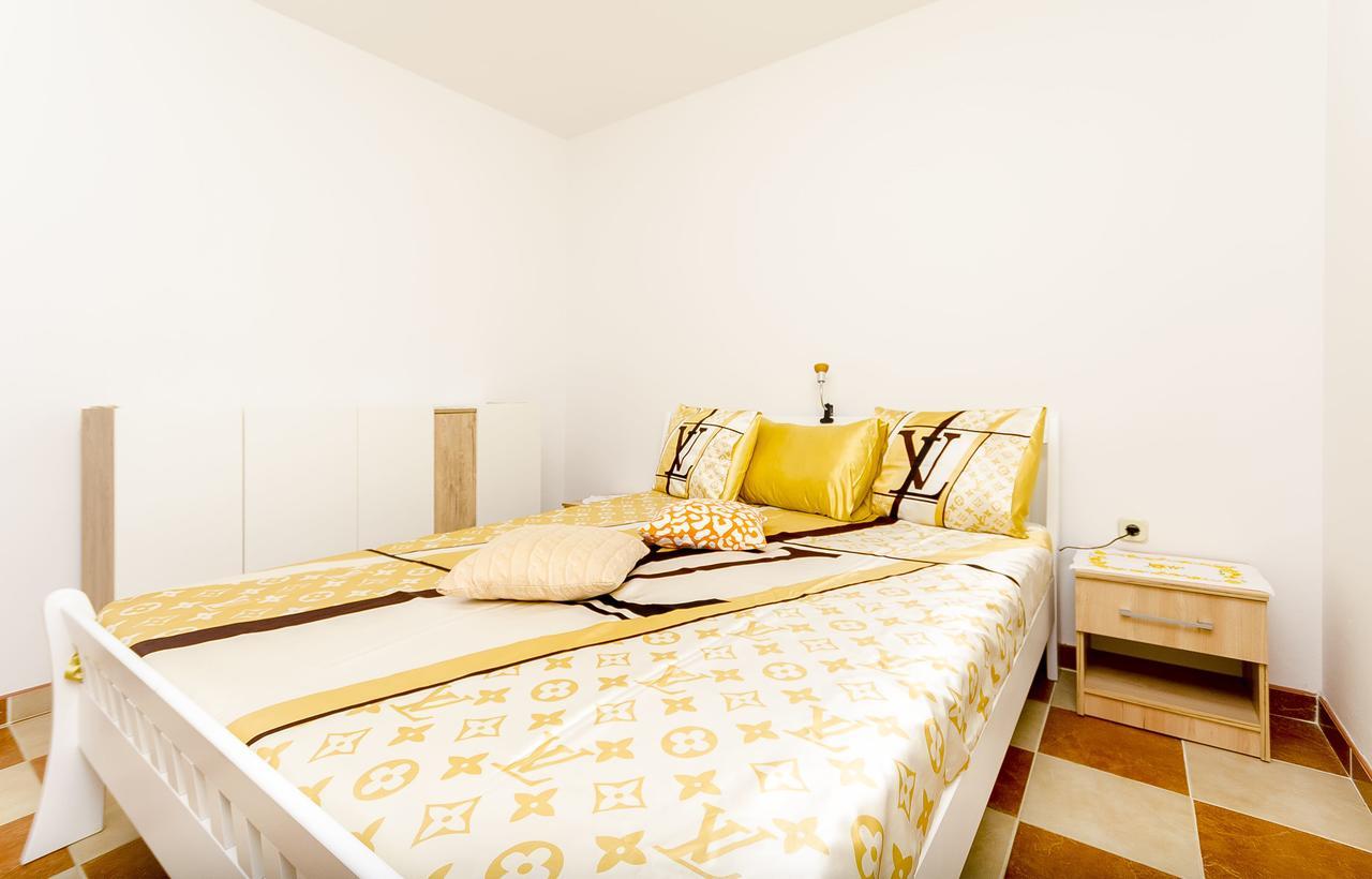Apartments Mirko I Anda Donji Okrug  Ngoại thất bức ảnh